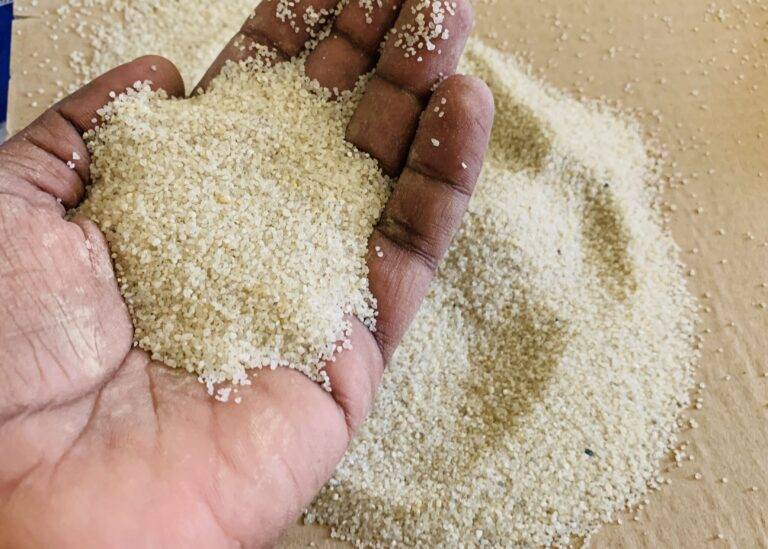 Silica sand